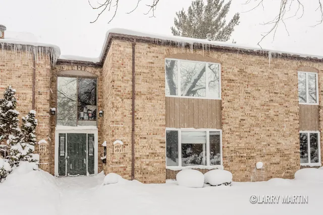 $200,000 | 497 Barkwood Court Northwest, Grand Rapids, MI 49534