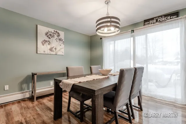 $200,000 | 497 Barkwood Court Northwest, Grand Rapids, MI 49534