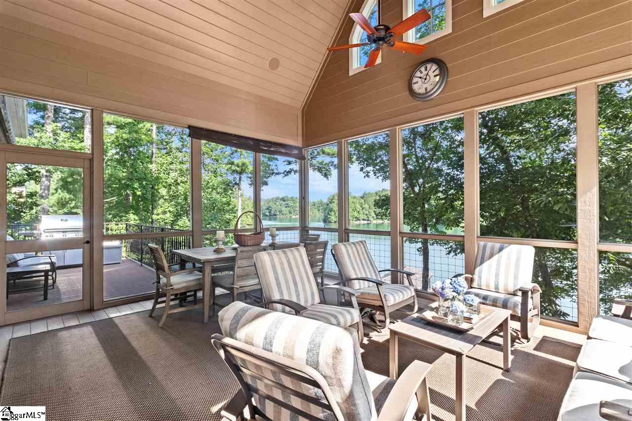 117 Burwood Court Sunset, SC 29685 - Photo 5 of 36 plus grilling deck!