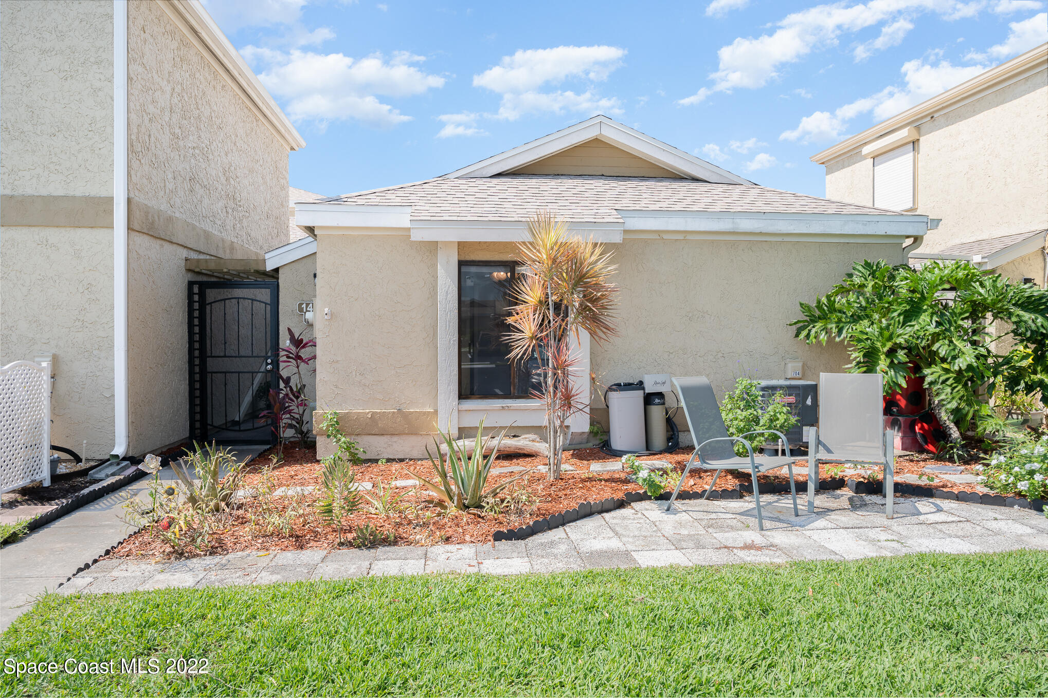 1460 Sheafe Avenue Northeast, Unit 104 Palm Bay, FL 32905 - Photo 4 of 39 DSC00052-Edit