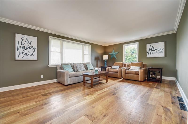 14 Conklin Road Washington, PA 15301 - Photo 4 of 25 White Oak Hardwood