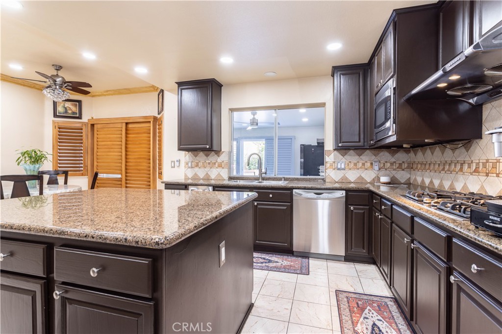 18429 Germain Street Porter Ranch, CA 91326 - Photo 12 of 38