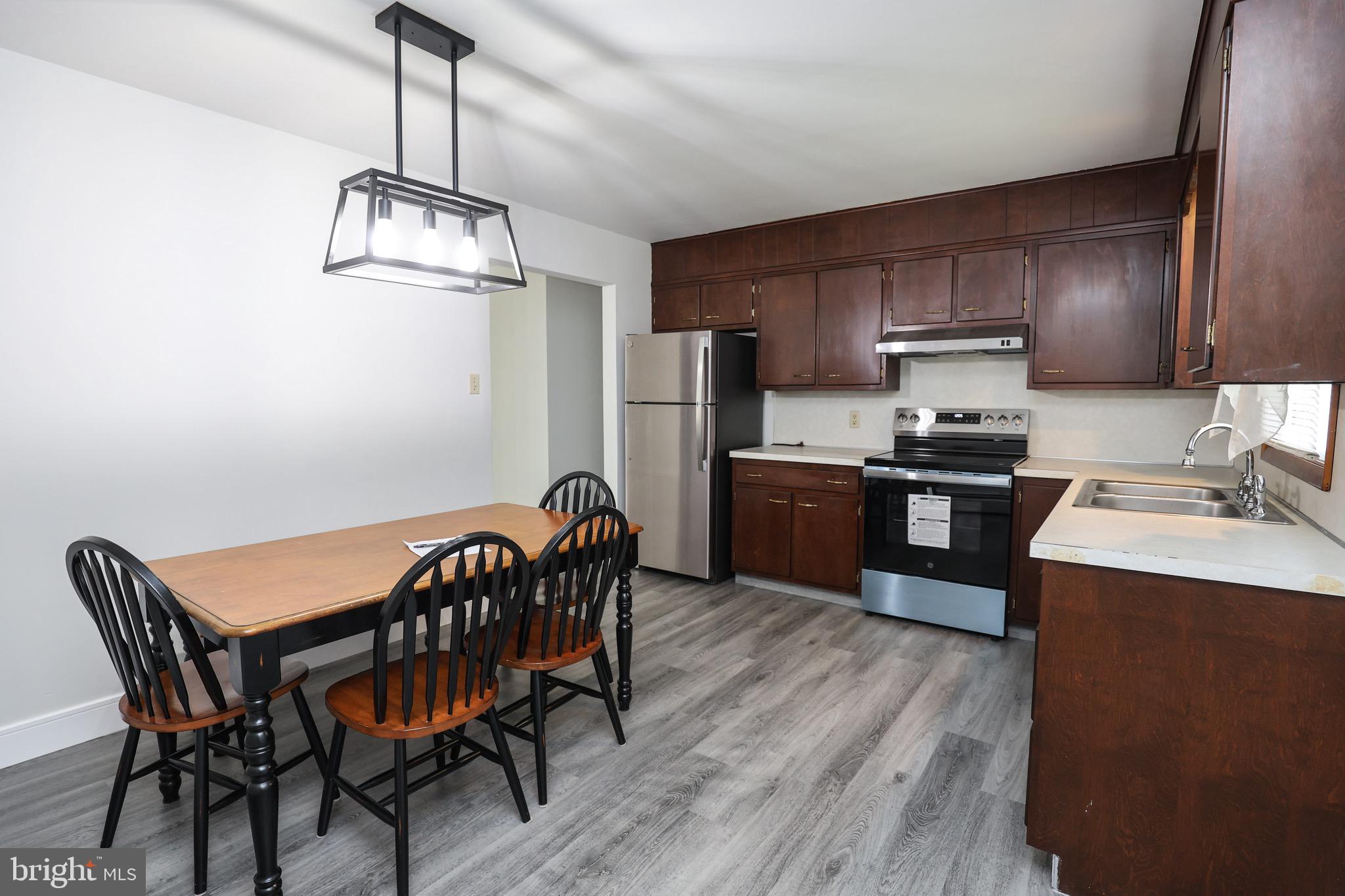 197 Llewellyn Road Pottsville, PA 17901 - Photo 8 of 30