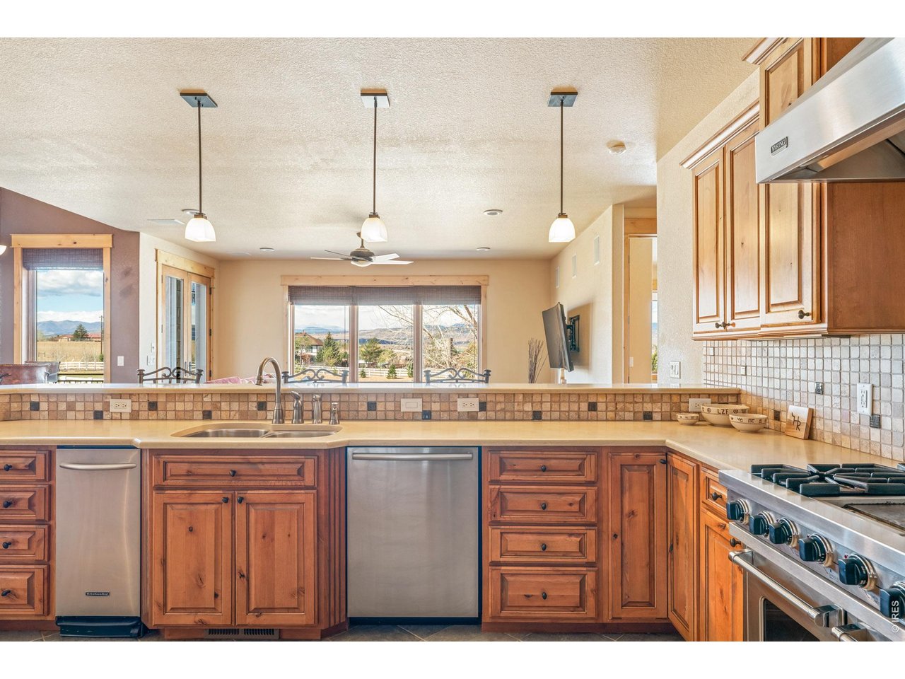 3032 Center Ridge Drive Berthoud, CO 80513 - Photo 9 of 44