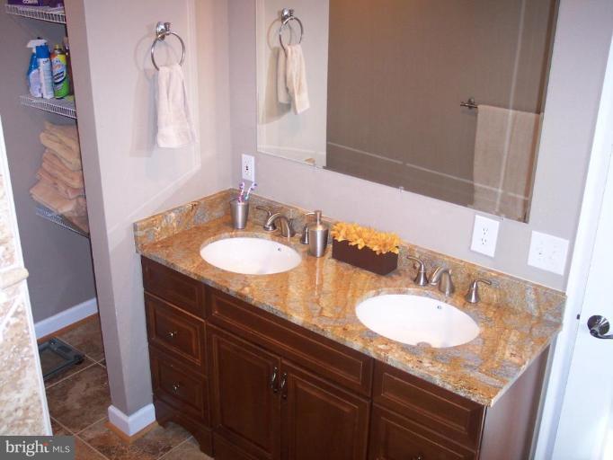 10350 Groves Farm Road Midland, VA 22728 - Photo 23 of 28 Master Bath III