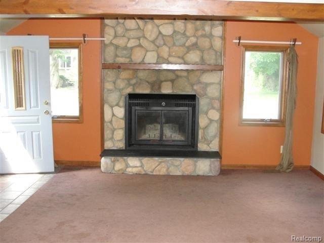 3773 Orchardview Avenue Rochester, MI 48307 - Photo 4 of 8 familyrm