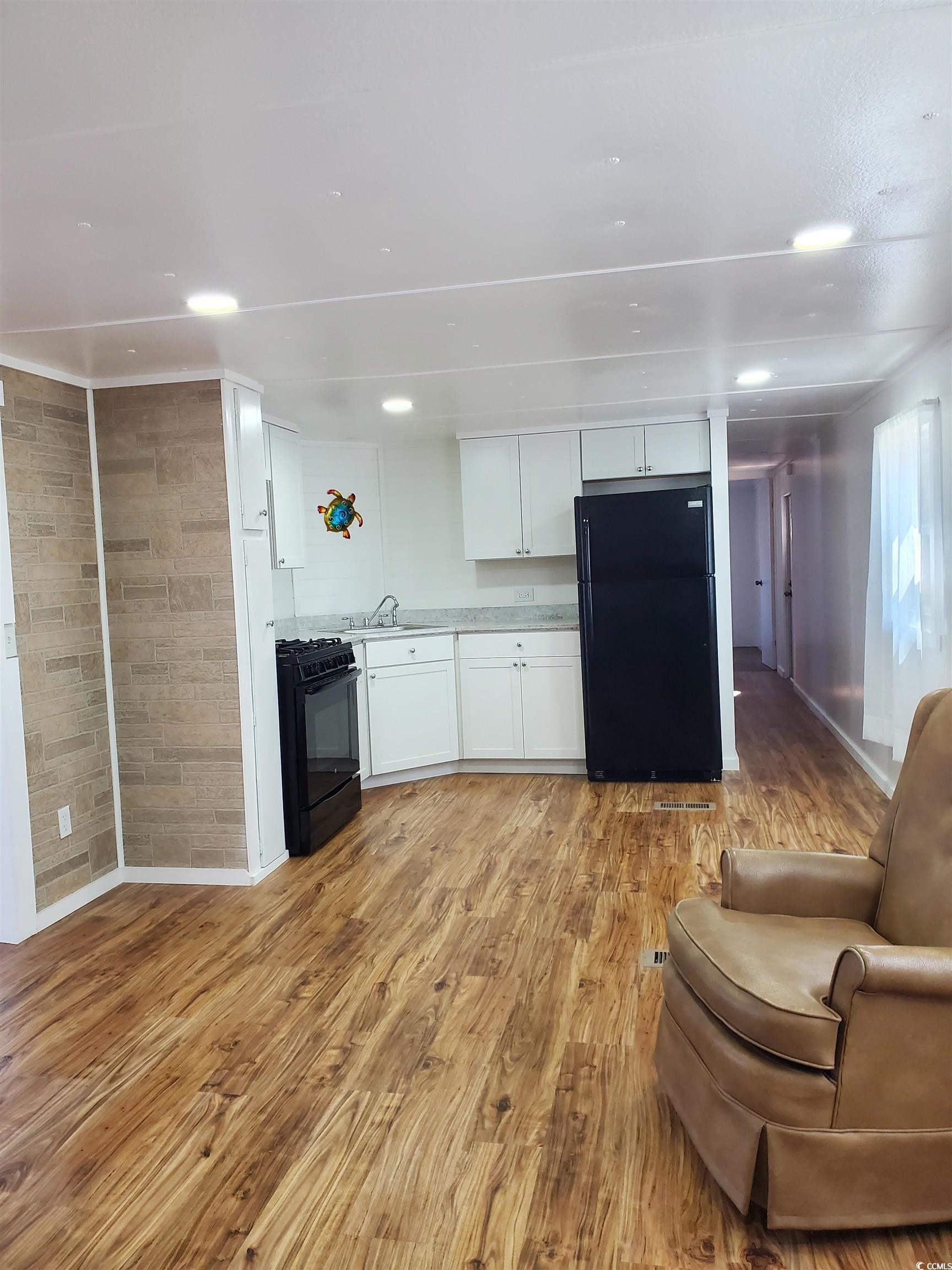 419 Delton Drive Murrells Inlet, SC 29576 - Photo 25 of 40