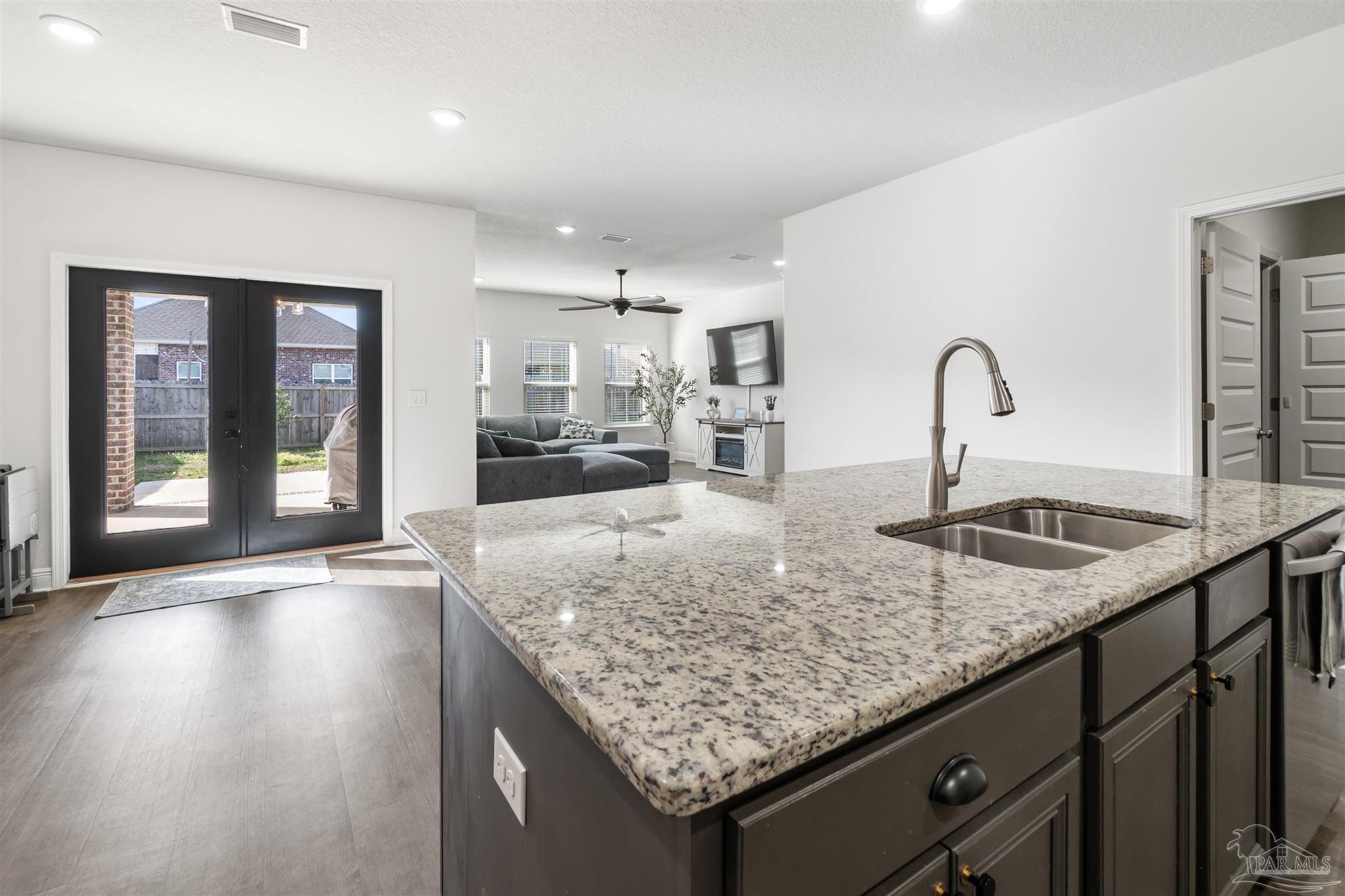 7979 Burnside Loop Pensacola, FL 32526 - Photo 14 of 49