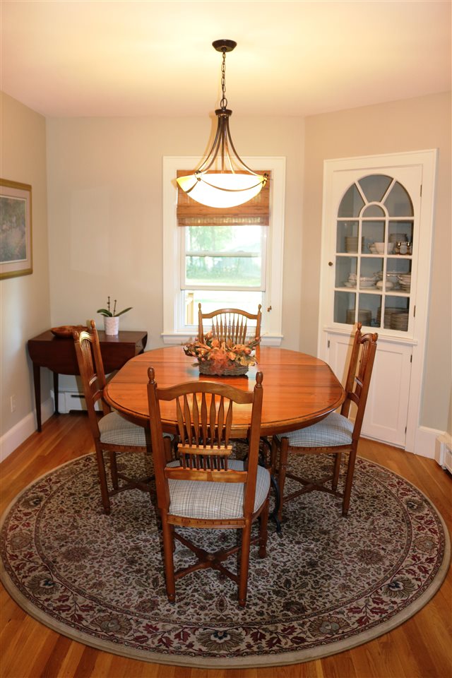 97 Sunset Road Portsmouth, NH 03801 - Photo 13 of 17 Gallery Image 13