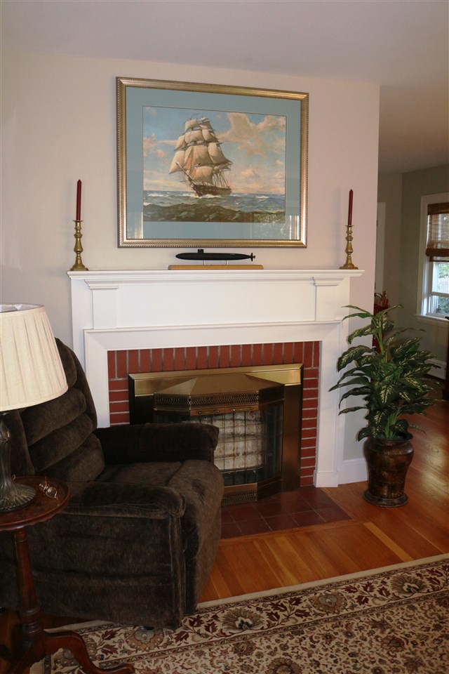 97 Sunset Road Portsmouth, NH 03801 - Photo 10 of 17 Gallery Image 10