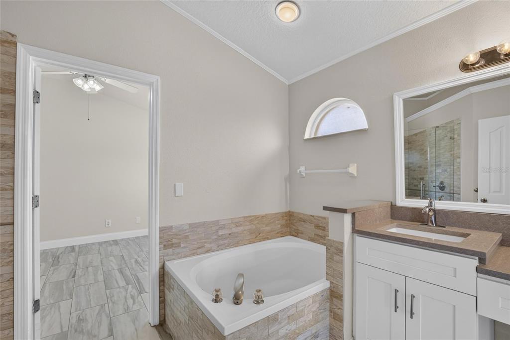 1434 Hatcher Loop Drive Brandon, FL 33511 - Photo 23 of 72