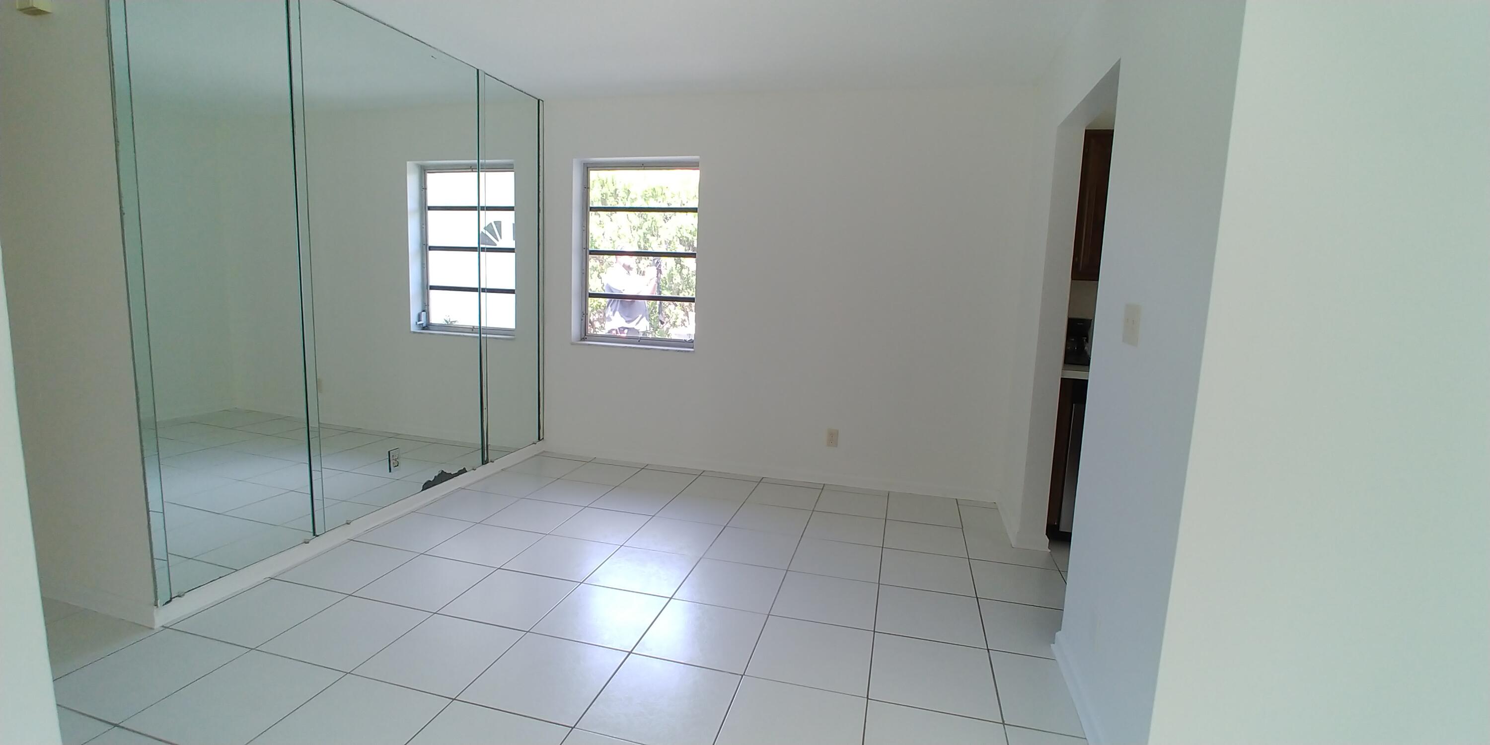354 Northwest 42nd Street Boca Raton, FL 33431 - Photo 14 of 36 Dining room