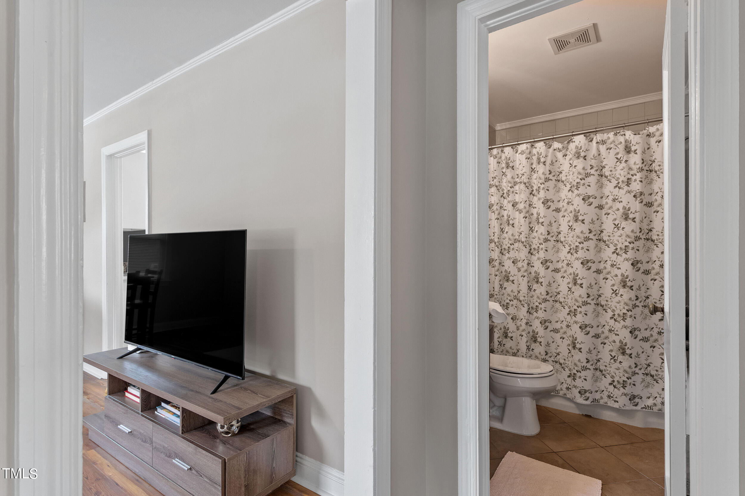 608 Brighton Road Raleigh, NC 27610 - Photo 10 of 32 608 Brighton Road_29