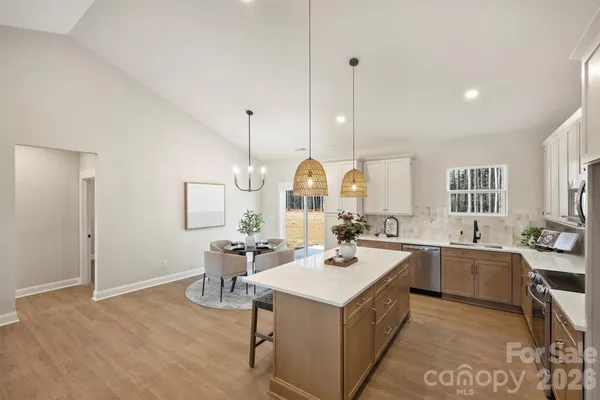 $465,000 | 2307 Lee Lawing Road, Lincolnton, NC 28092