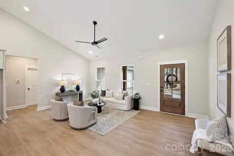 $495,000 | 2307 Lee Lawing Road, Lincolnton, NC 28092