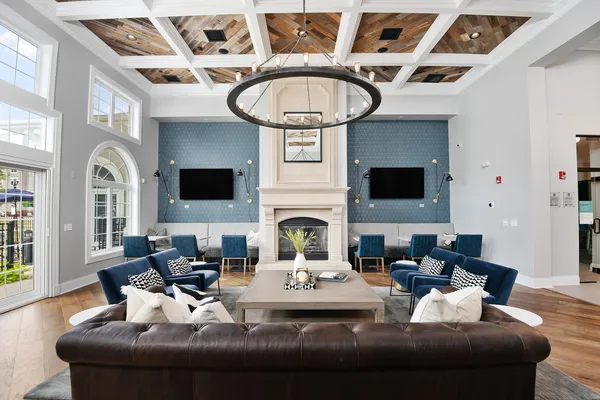 $2,885 | 1155 Museum Boulevard, Unit 30613, Vernon Hills, IL 60061