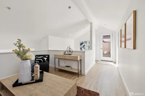 $925,000 | 1951 O'Farrell Street, Unit 415, San Mateo, CA 94403