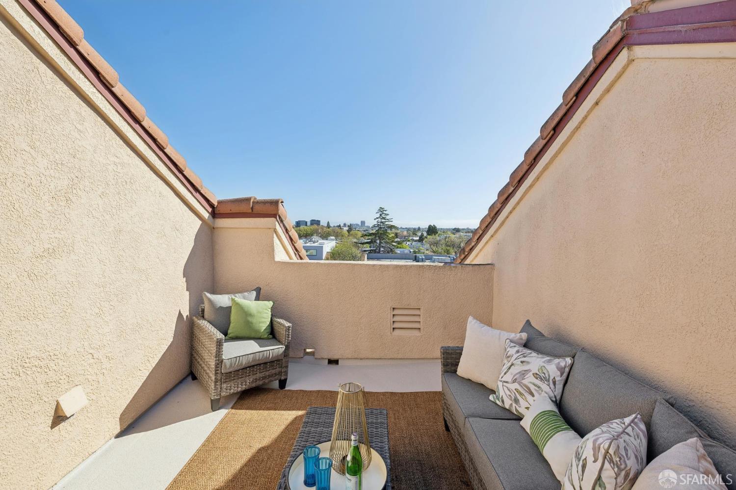 1951 O'Farrell Street, Unit 415 San Mateo, CA 94403 - Photo 40 of 47