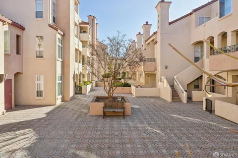 $925,000 | 1951 O'Farrell Street, Unit 415, San Mateo, CA 94403