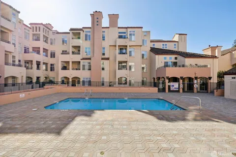 $925,000 | 1951 O'Farrell Street, Unit 415, San Mateo, CA 94403