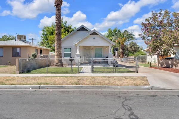 $295,000 | 3825 East Mono Avenue, Fresno, CA 93702