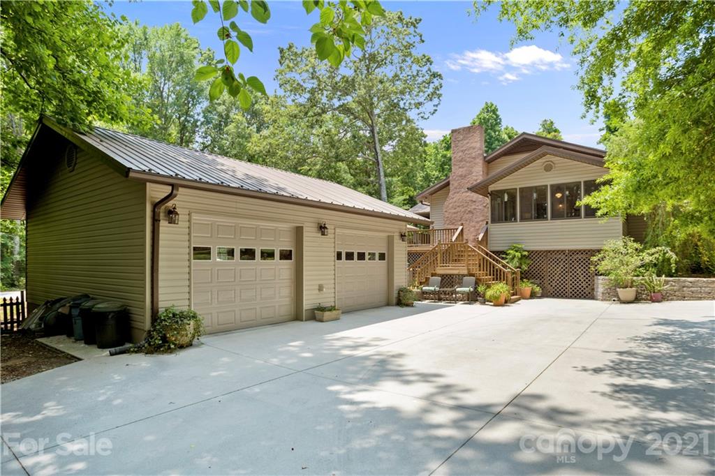 1135 Barringer Road Salisbury, NC 28147 - Photo 4 of 48 a view of a house with a yard