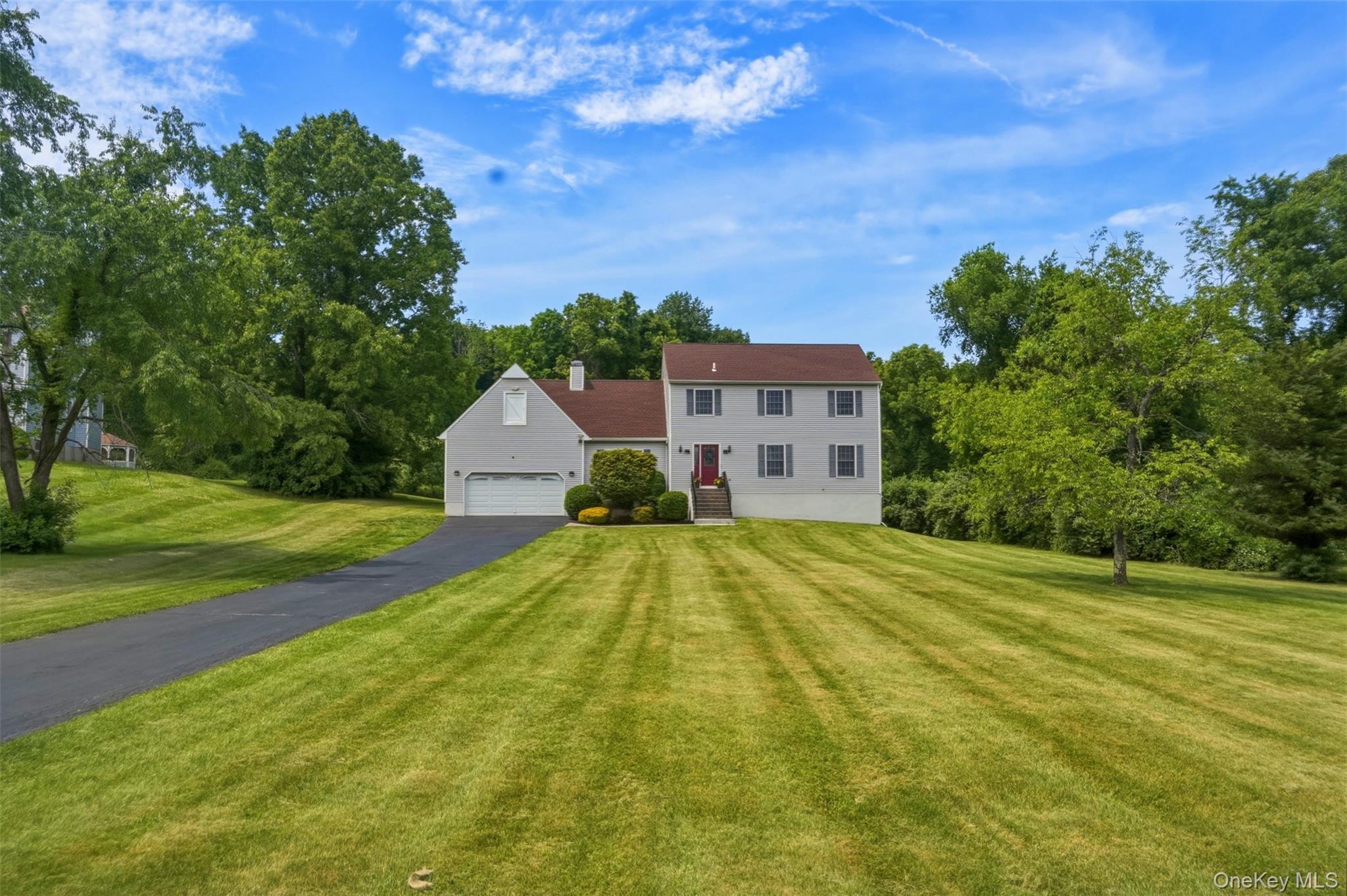 41 Saddle Ridge Drive Hopewell Junction, NY 12533 - Photo 3 of 50 Flat Property