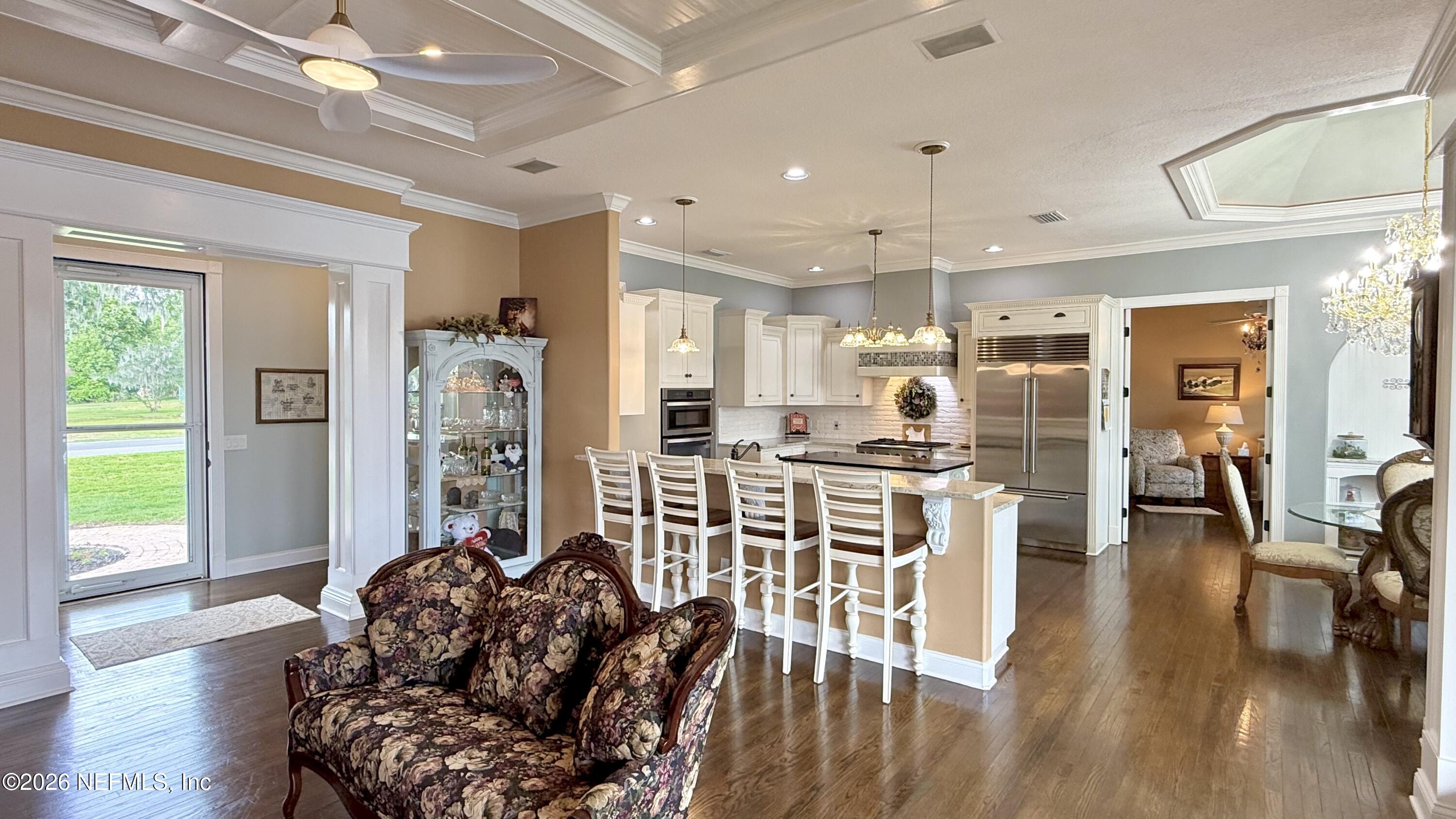 127 River Road Satsuma, FL 32189 - Photo 12 of 58 Living to Kitchen