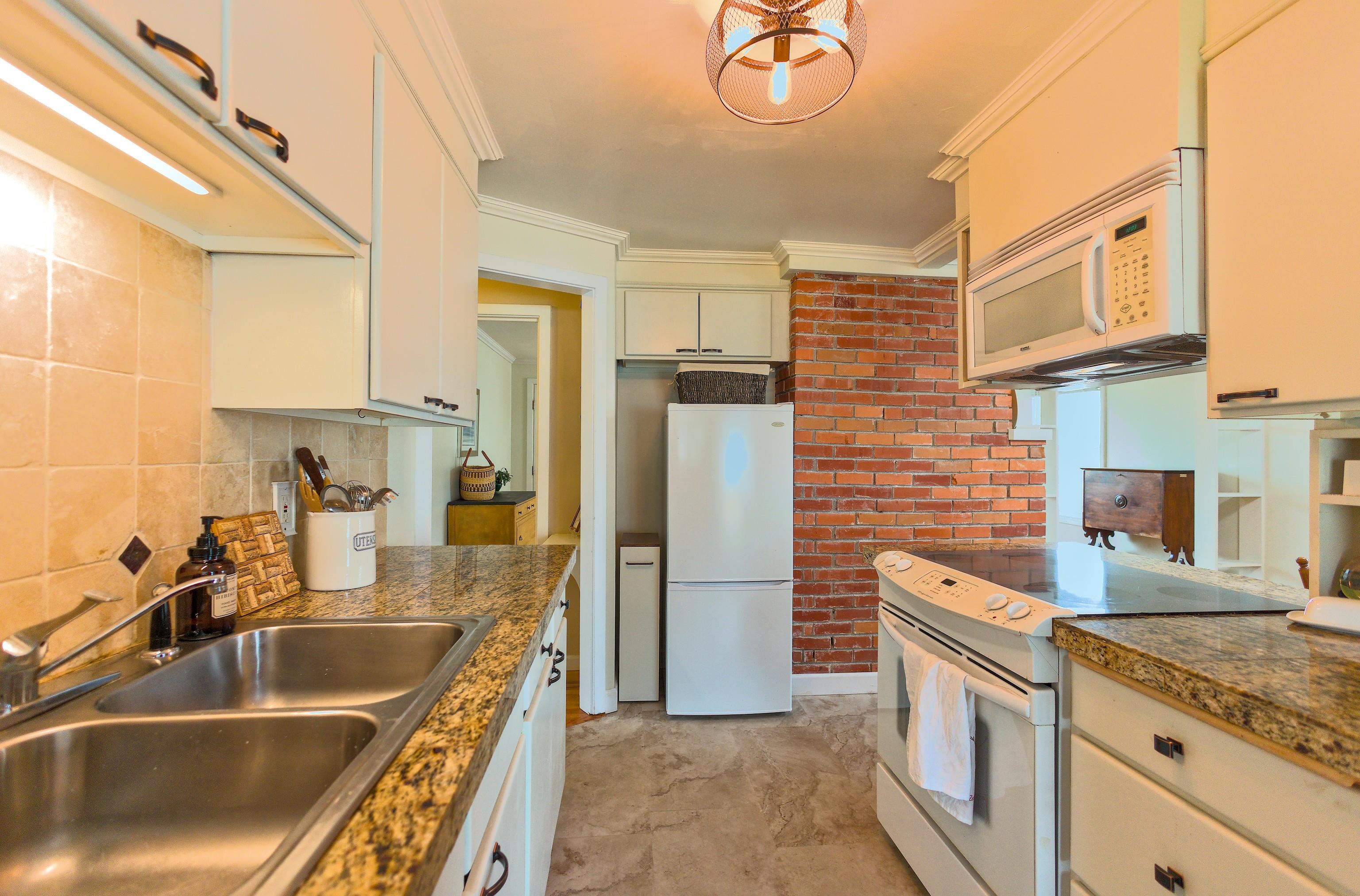 5628 North D Street Spokane, WA 99205 - Photo 9 of 41