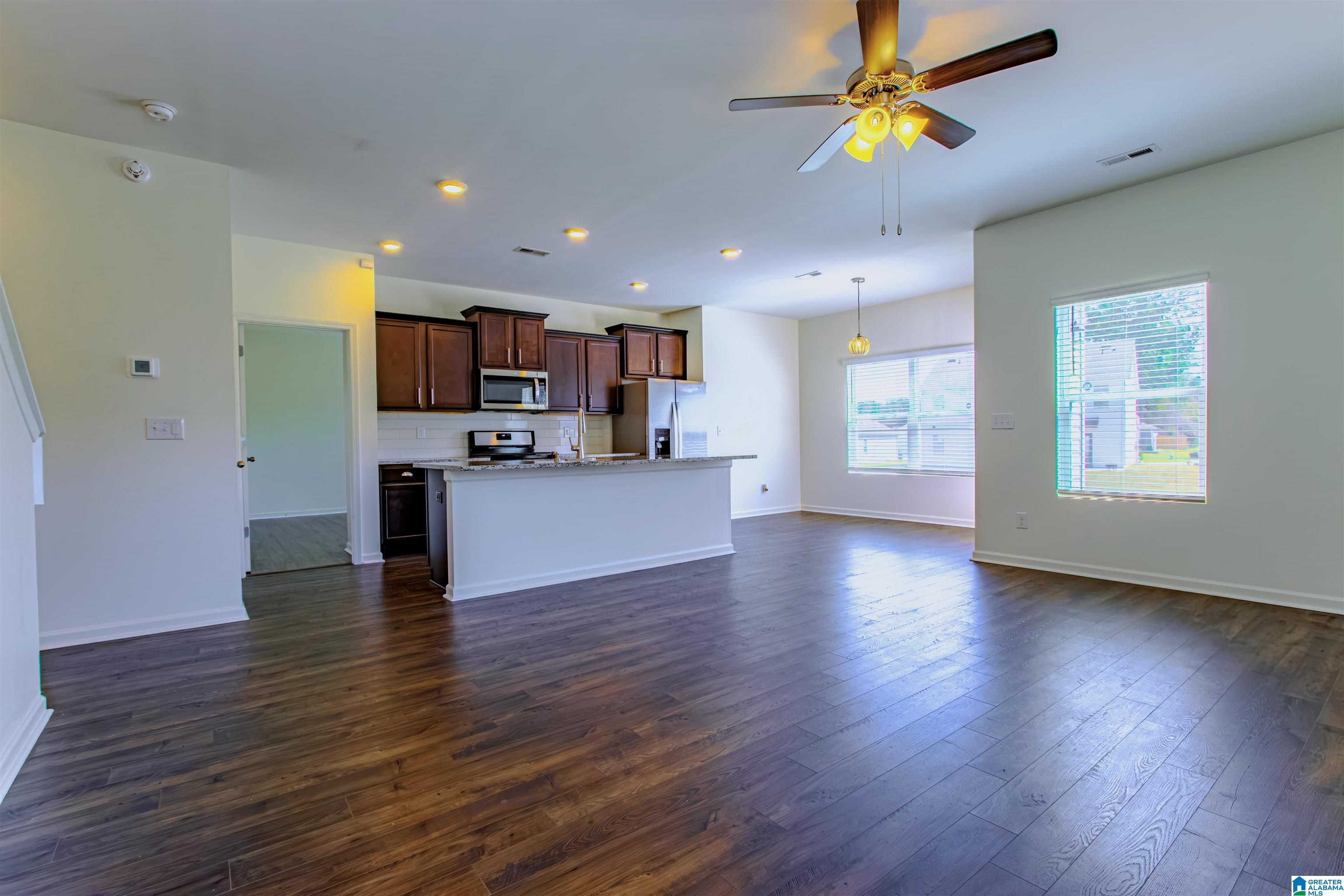 4462 Newbridge Lane Bessemer, AL 35022 - Photo 4 of 27