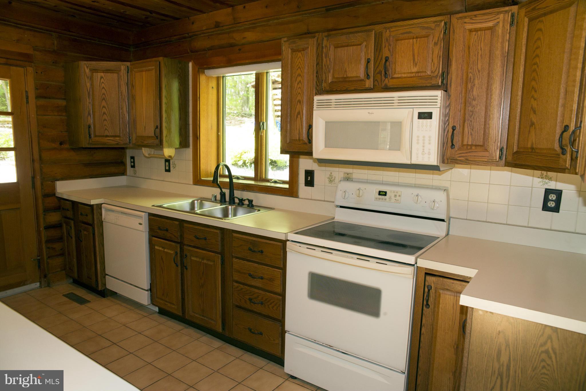 4323 Church Road Hampstead, MD 21074 - Photo 8 of 28 Kitchen