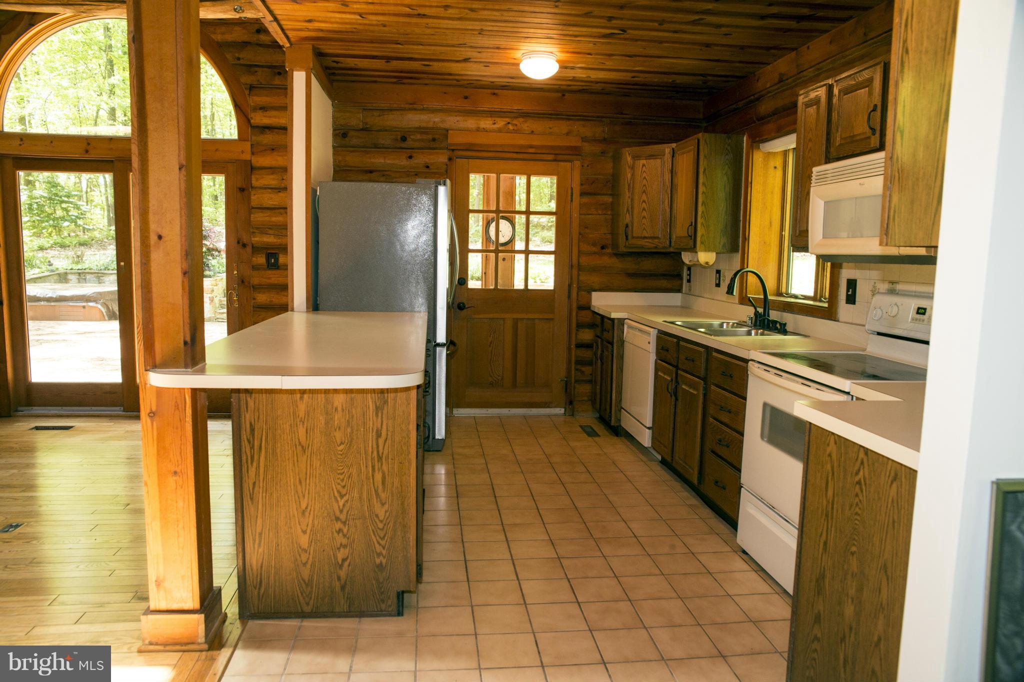 4323 Church Road Hampstead, MD 21074 - Photo 10 of 28 Kitchen