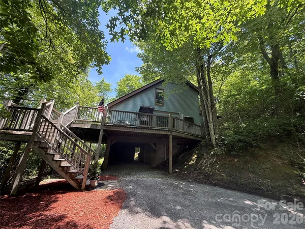 $349,900 | 571 Tsisqua Circle, Brevard, NC 28712