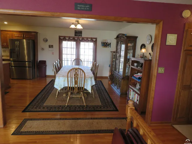 $425,800 | 302 West Cynthia Street, McLouth, KS 66054