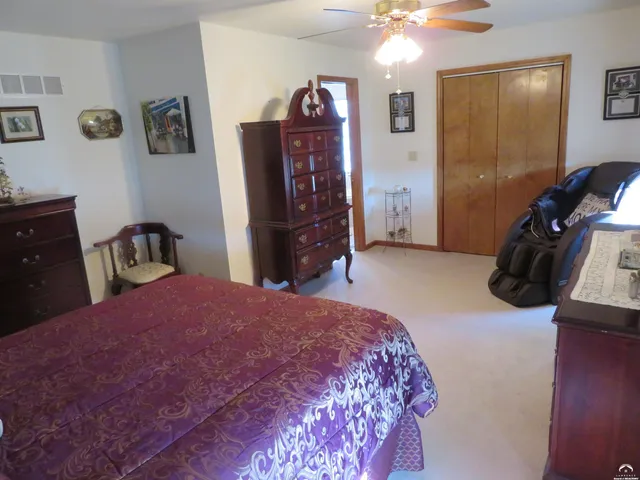 $425,800 | 302 West Cynthia Street, McLouth, KS 66054