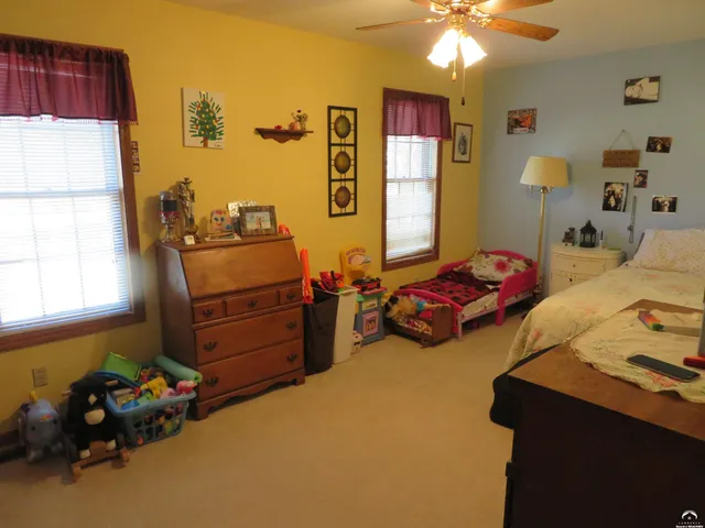 $425,800 | 302 West Cynthia Street, McLouth, KS 66054