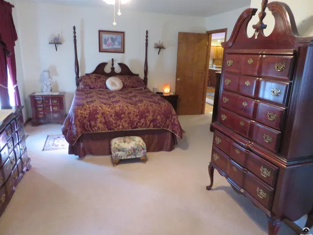 $425,800 | 302 West Cynthia Street, McLouth, KS 66054