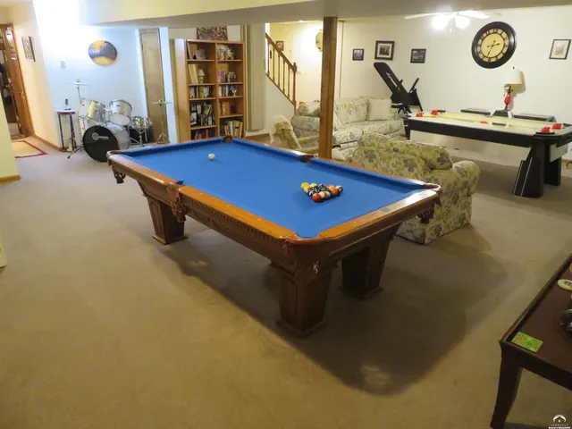 $425,800 | 302 West Cynthia Street, McLouth, KS 66054