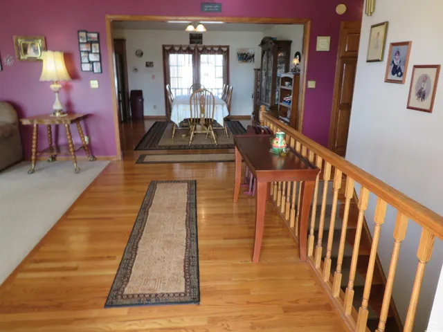 $425,800 | 302 West Cynthia Street, McLouth, KS 66054