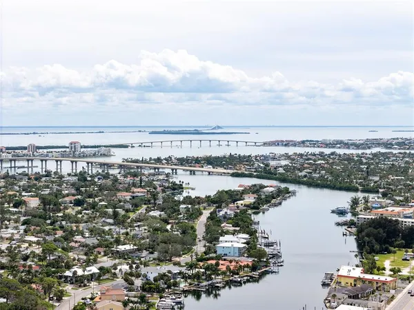 $690,900 | 1703 12th Street South, St. Petersburg, FL 33705