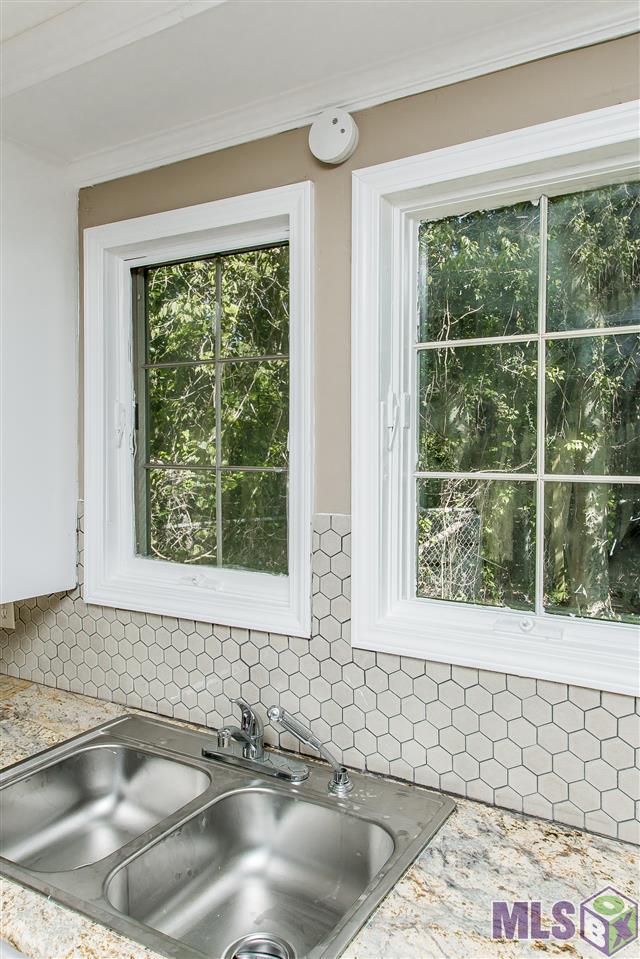 1203 Hickory Street Baton Rouge, LA 70802 - Photo 8 of 23 Gallery Image 8