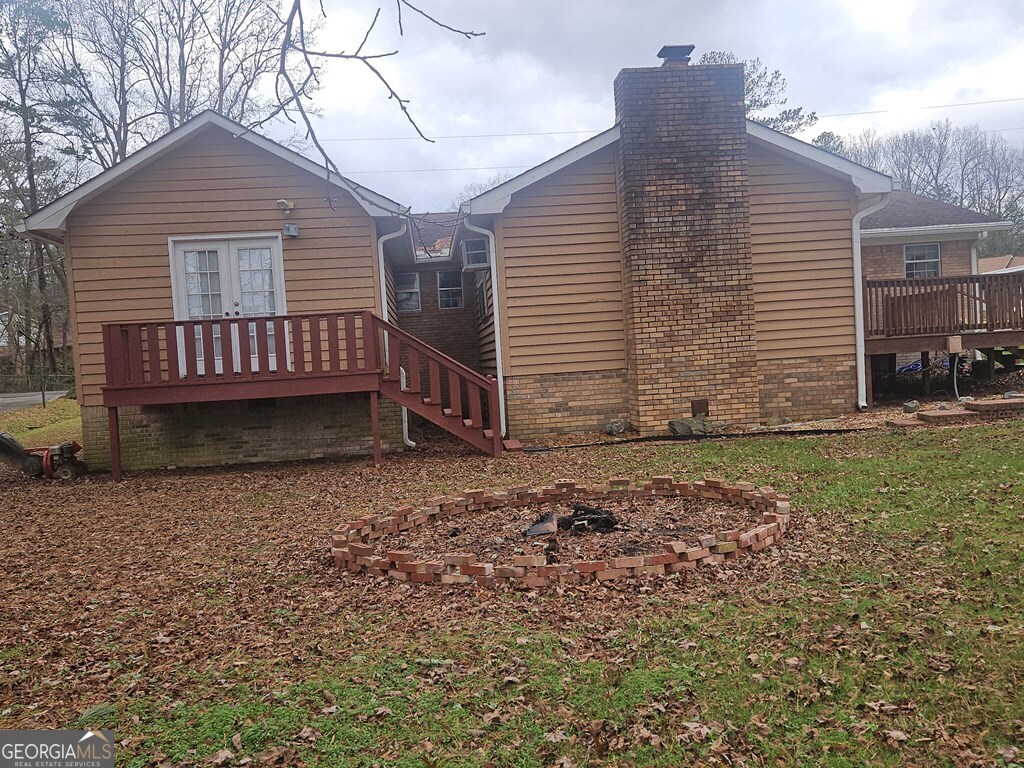 1158 Holly Grove Circle Northeast Dalton, GA 30721 - Photo 3 of 20 a view of a house with a yard