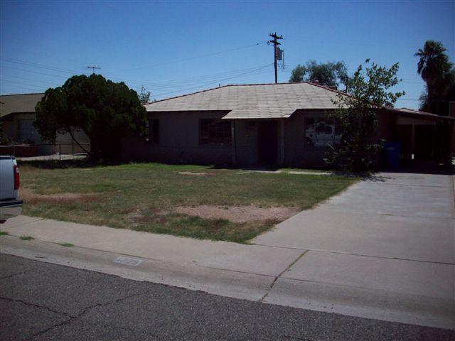 1729 East Granada Road Phoenix, AZ 85006 - Photo 1 of 1 GREAT STARTER