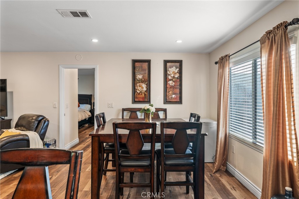 1855 Riverside Ontario, CA 91761 - Photo 11 of 34