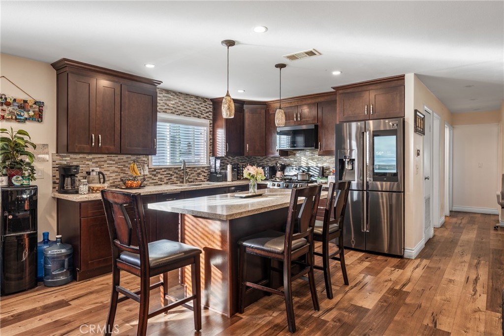 1855 Riverside Ontario, CA 91761 - Photo 9 of 34