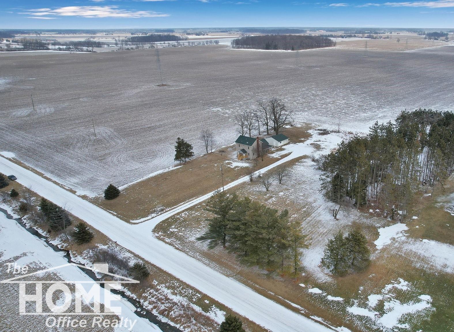 450 North Reed Road Corunna, MI 48817 - Photo 2 of 40 50166466-3792eec8-baac-4f64-a912-7a7974462ddc.JPG
