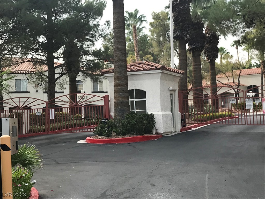 Undisclosed Address Henderson, NV 89074 - Photo 3 of 26