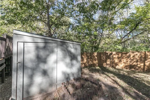 $219,950 | 131 North Garfield Street, Bonner Springs, KS 66012