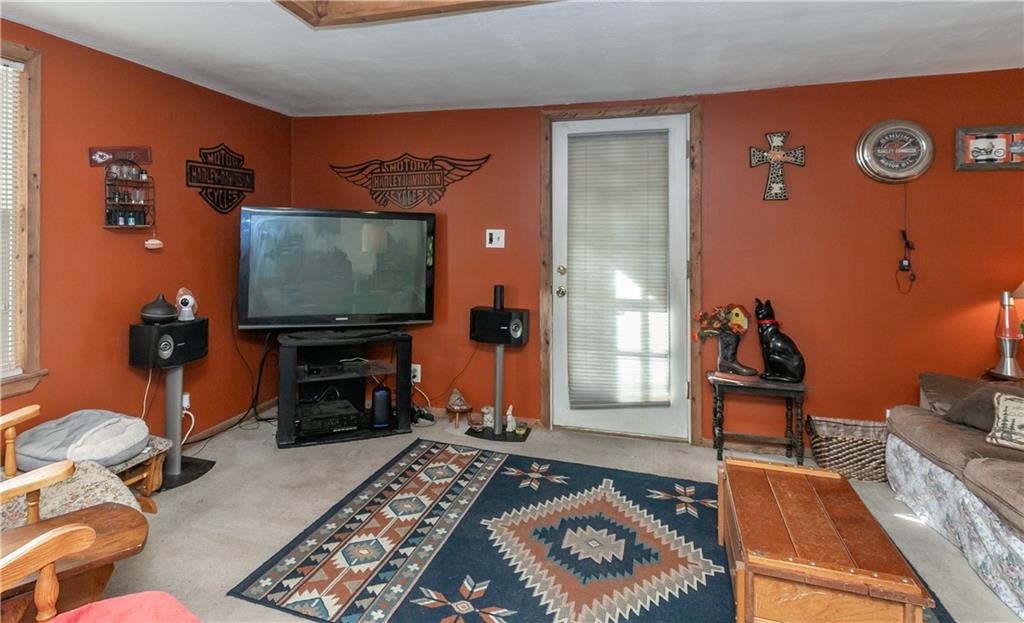 131 North Garfield Street Bonner Springs, KS 66012 - Photo 22 of 47