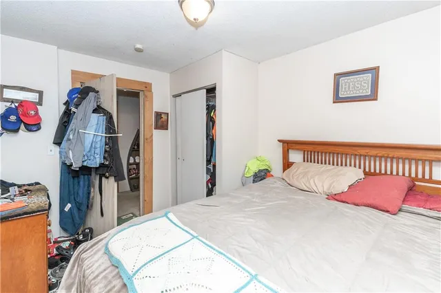 $219,950 | 131 North Garfield Street, Bonner Springs, KS 66012